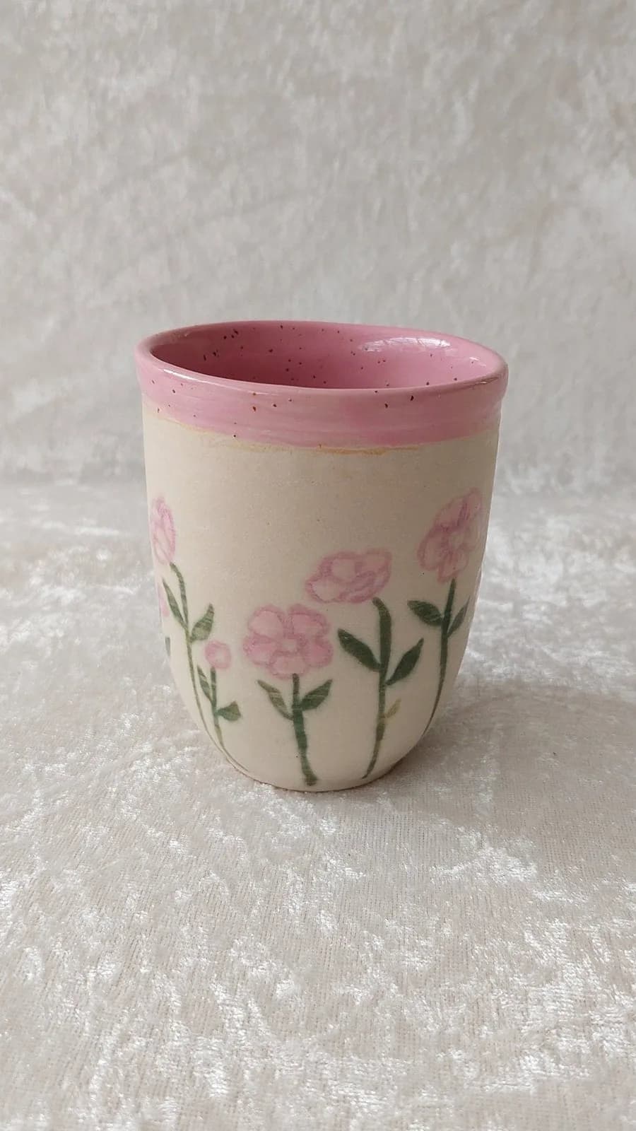 Roser – kop med rosa indre